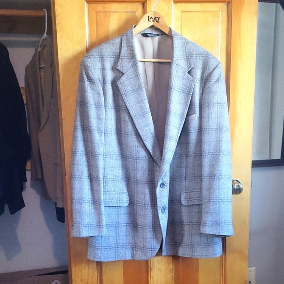 Pierre Cardin Vintage Lambs Wool Gray Plaid Men's Blazer